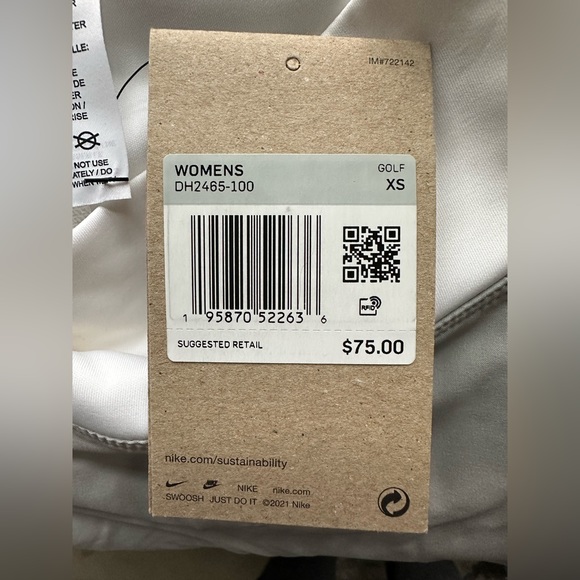 Nike Women’s Golf Skirt - Picture 7 of 10